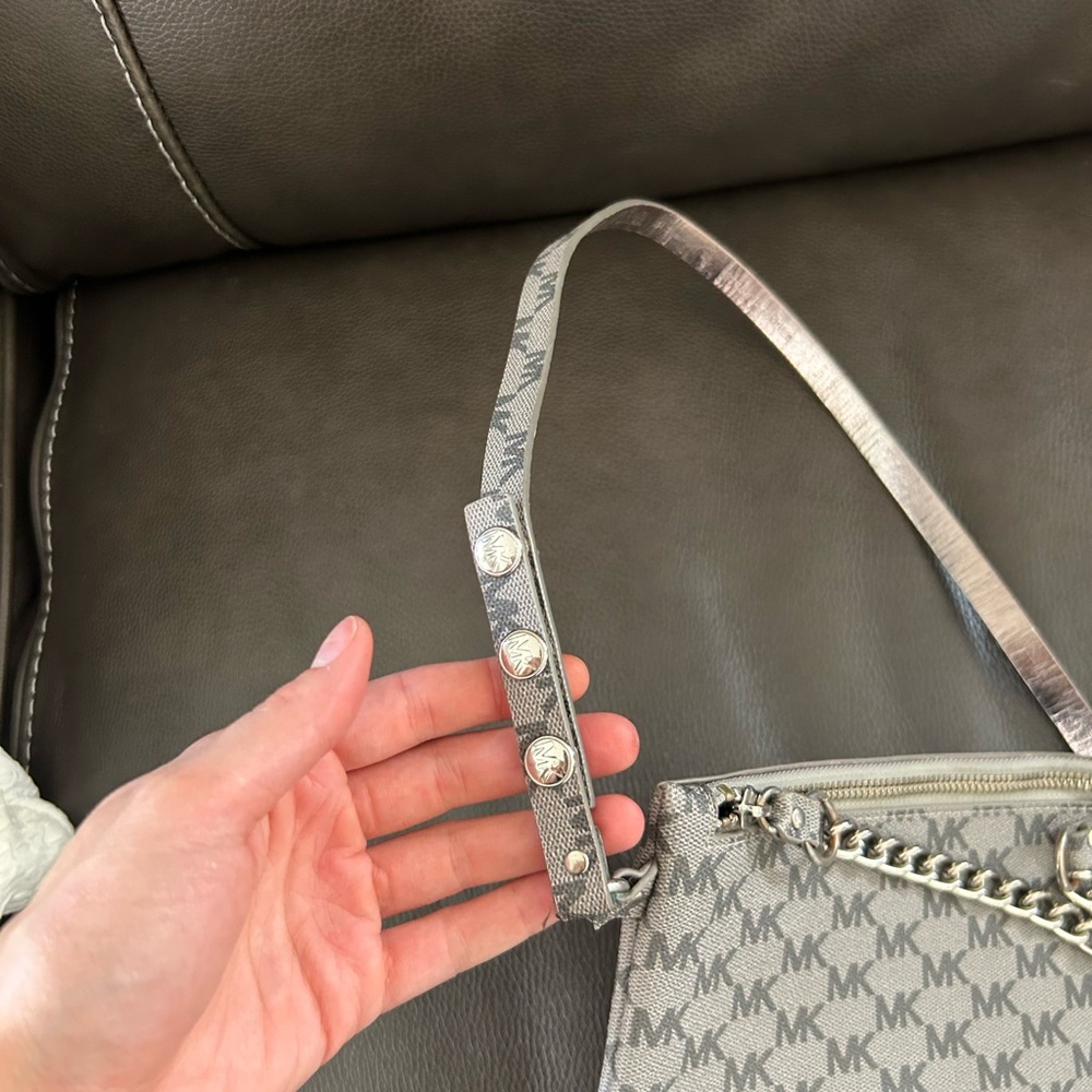 Michael Kors Gray Crossbody Bag with Chain Strap - Picture 2 of 3